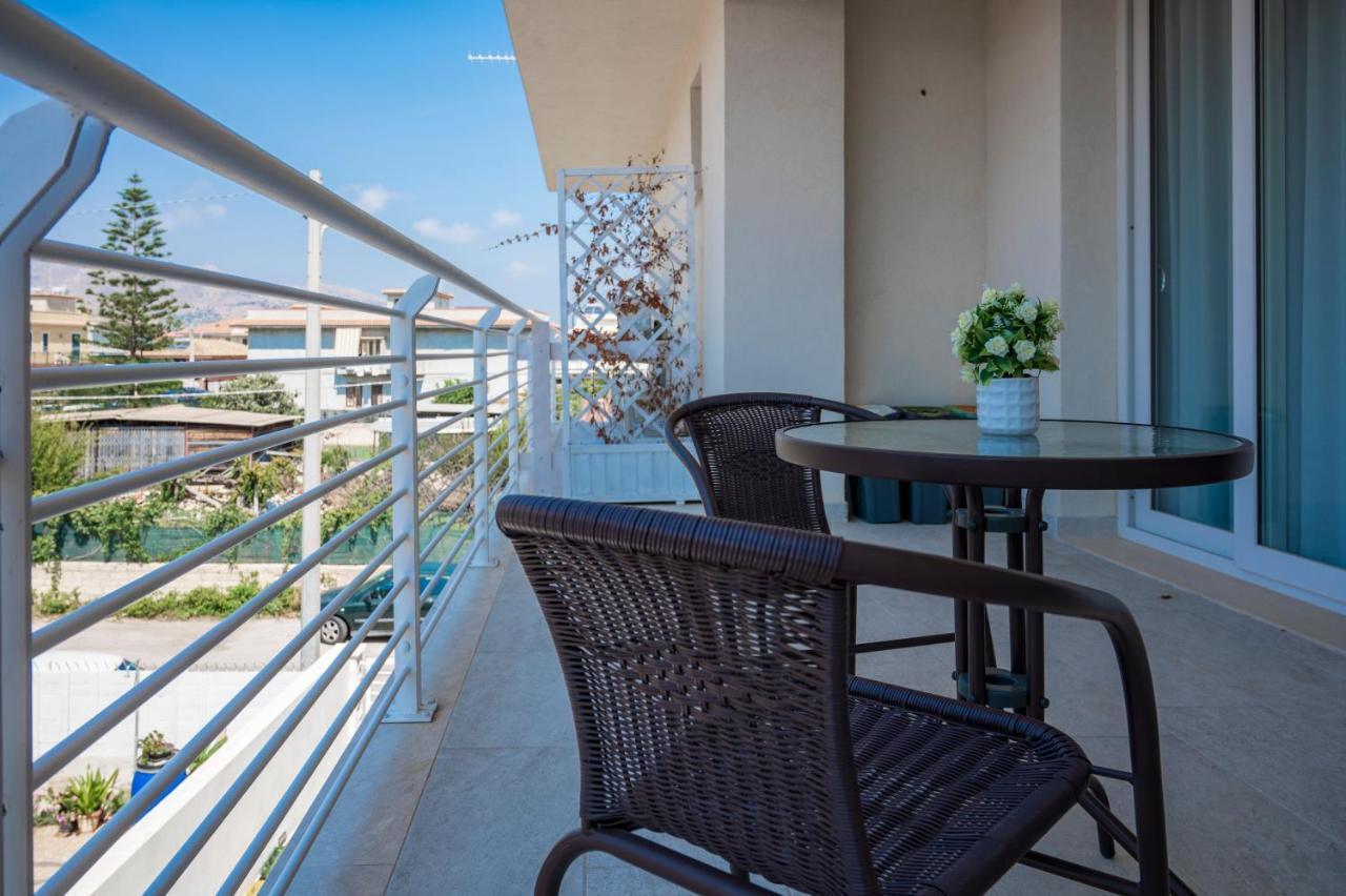 White Apartments & Spa Авола Экстерьер фото
